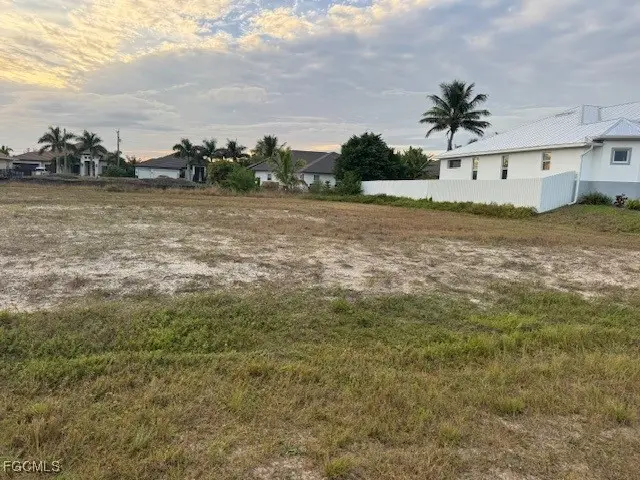102 NW 38th Avenue, Cape Coral, FL 33991 - Image #3