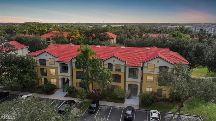 11521 Villa Grand #913, Fort Myers, FL 33913 - Image #2