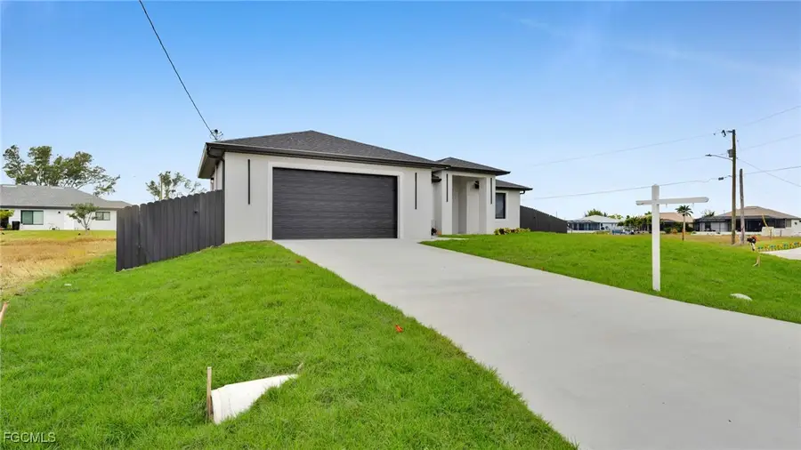 910 NW 36th Place, Cape Coral, FL 33993 - Image #2