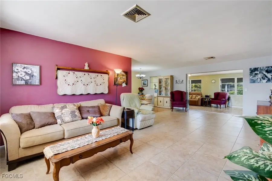 2367 Dover Avenue, Fort Myers, FL 33907 - Image #3