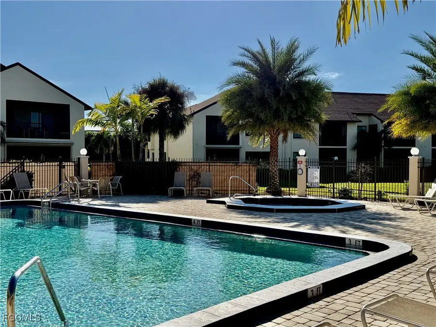 8382 Charter Club Circle #9, Fort Myers, FL 33919 - Image #3