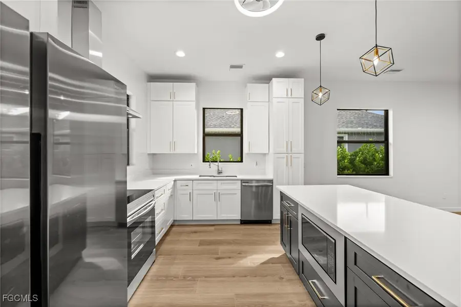 1916 Jefferson Avenue, Fort Myers, FL 33901 - Image #3