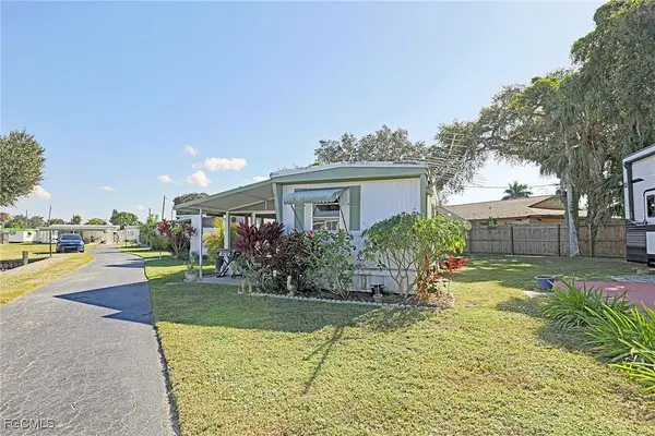 2012 S Olga Drive #40, Fort Myers, FL 33905