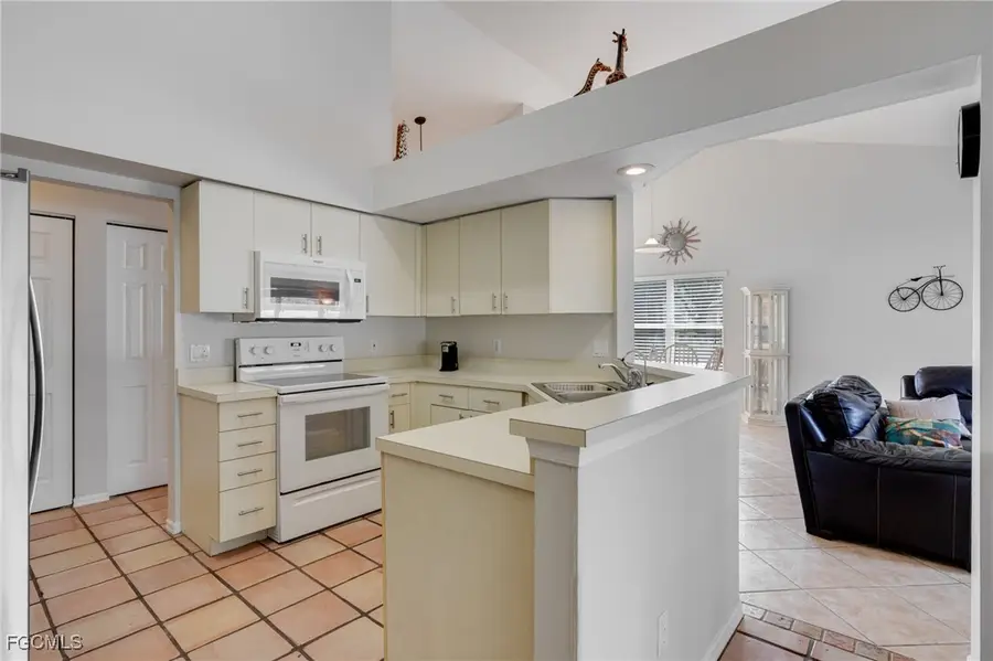 15236 Cricket Lane, Fort Myers, FL 33919 - Image #2