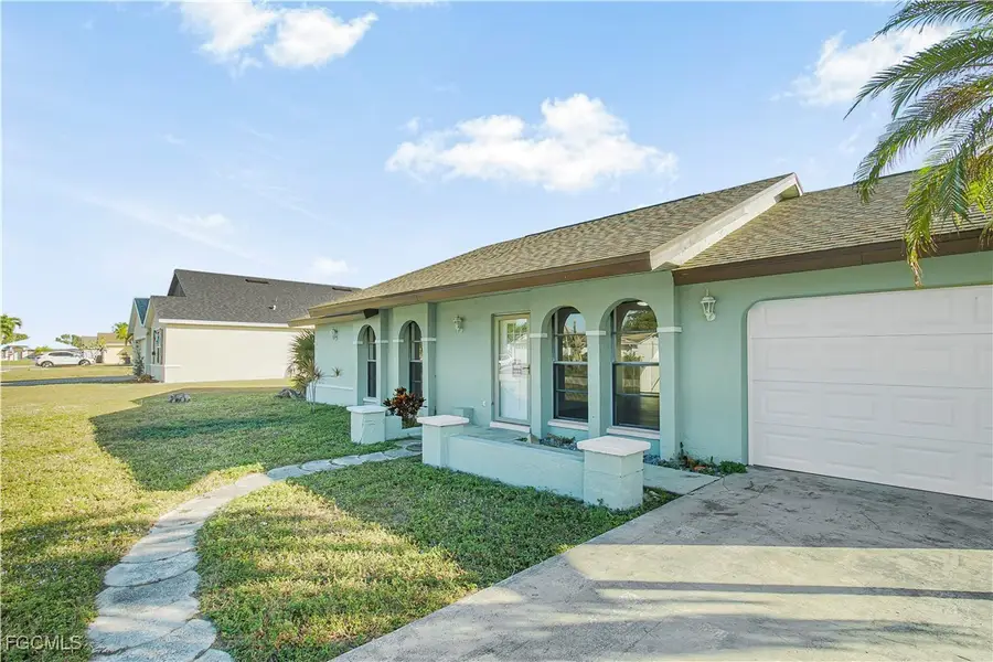 2935 SW 1st Place, Cape Coral, FL 33914 - Image #2
