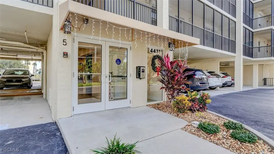 4431 Bay Beach Lane #543, Fort Myers Beach, FL 33931 - Image #3