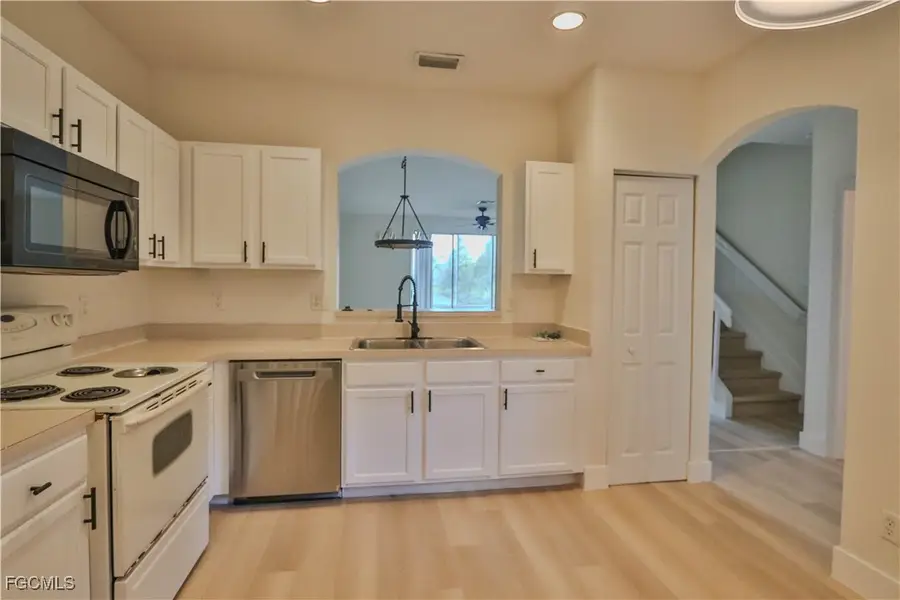 9724 Roundstone Circle, Fort Myers, FL 33967 - Image #3