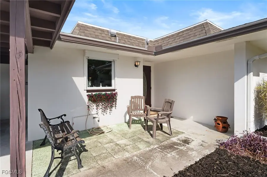 854 Pangola Drive, North Fort Myers, FL 33903 - Image #2