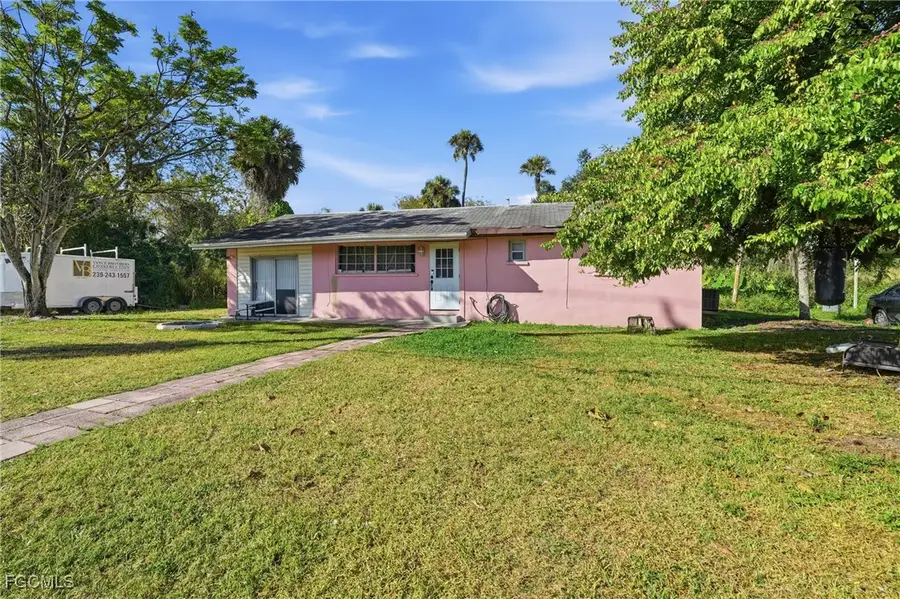 829 N Bridge St Street, Labelle, FL 33935 - Image #2