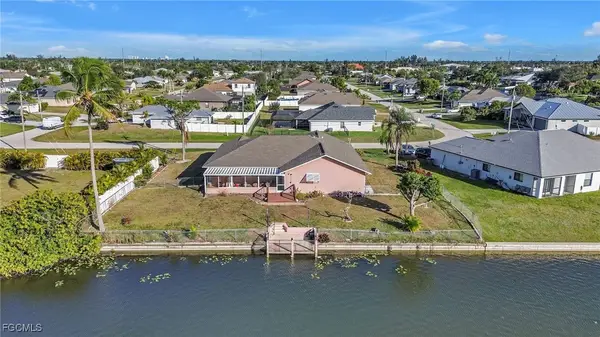 1942 SW 2nd Place, Cape Coral, FL 33991