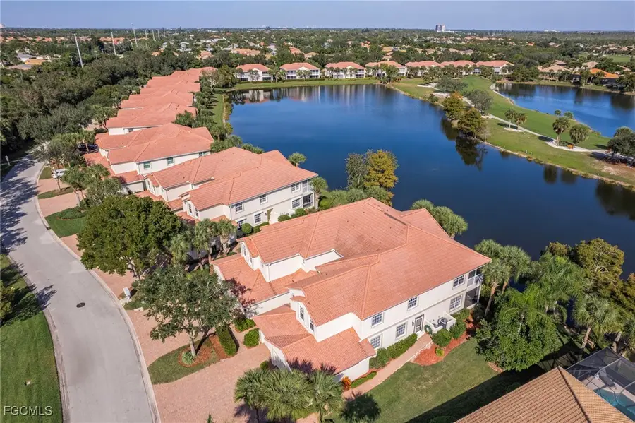 16500 Crownsbury Way #102, Fort Myers, FL 33908 - Image #2