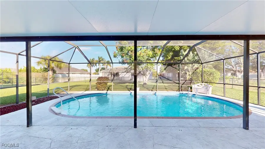 3819 SE 12th Avenue, Cape Coral, FL 33904 - Image #2