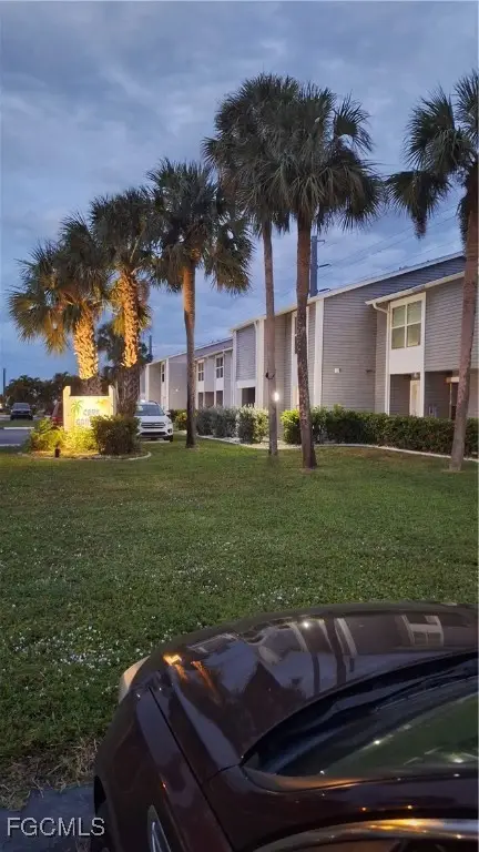 4641 SW Santa Barbara Place #15, Cape Coral, FL 33914 - Image #3