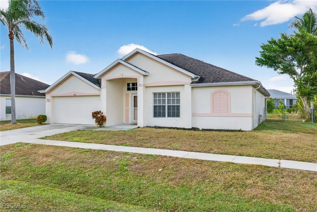 4664 Varsity Circle, Lehigh Acres, FL 33971 - #1