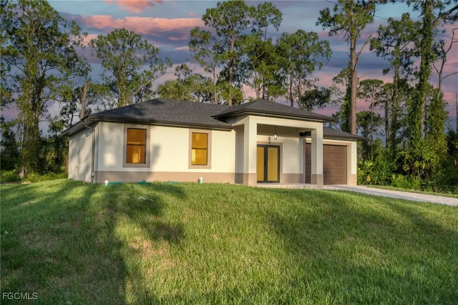 316 Mangonia Avenue, Lehigh Acres, FL 33974 - Image #2