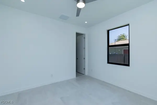 1140 SW 40th Terrace, Cape Coral, FL 33914