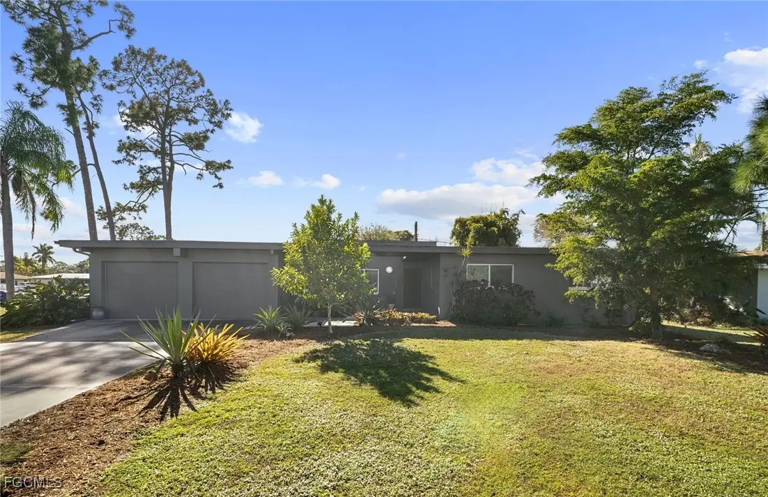 2372 Woodland Terrace, Fort Myers, FL 33907 - Image #1