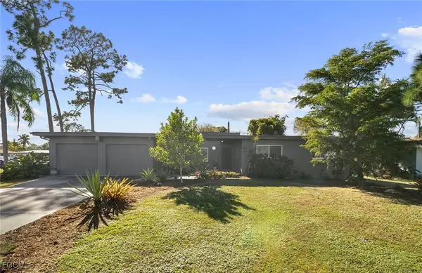 2372 Woodland Terrace, Fort Myers, FL 33907