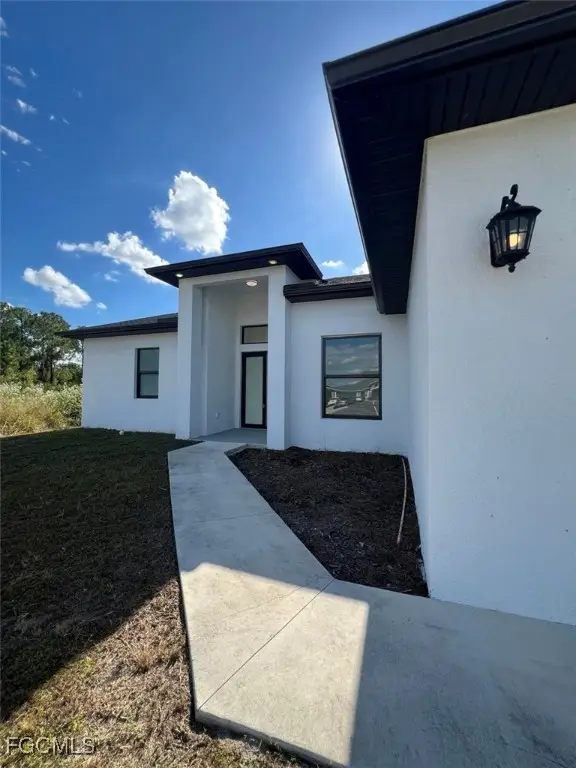 3509 23rd Street Sw, Lehigh Acres, FL 33976