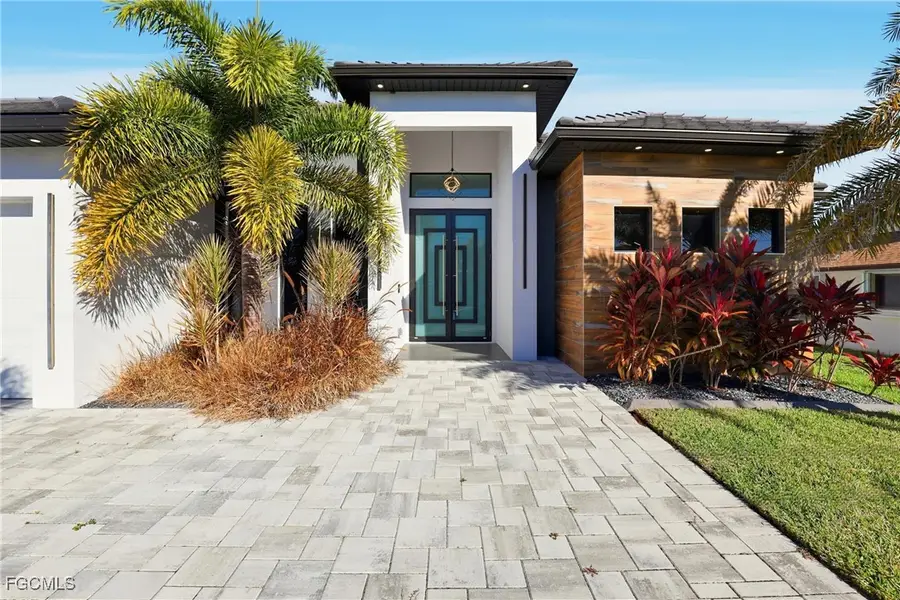 1417 SE 17th Street, Cape Coral, FL 33990 - Image #2