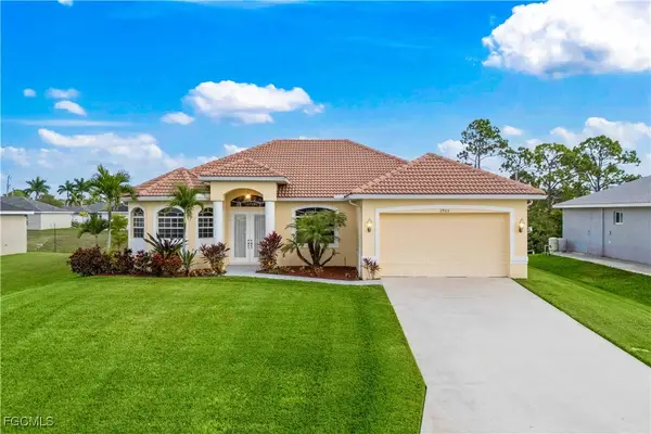2905 NW 22nd Place, Cape Coral, FL 33993