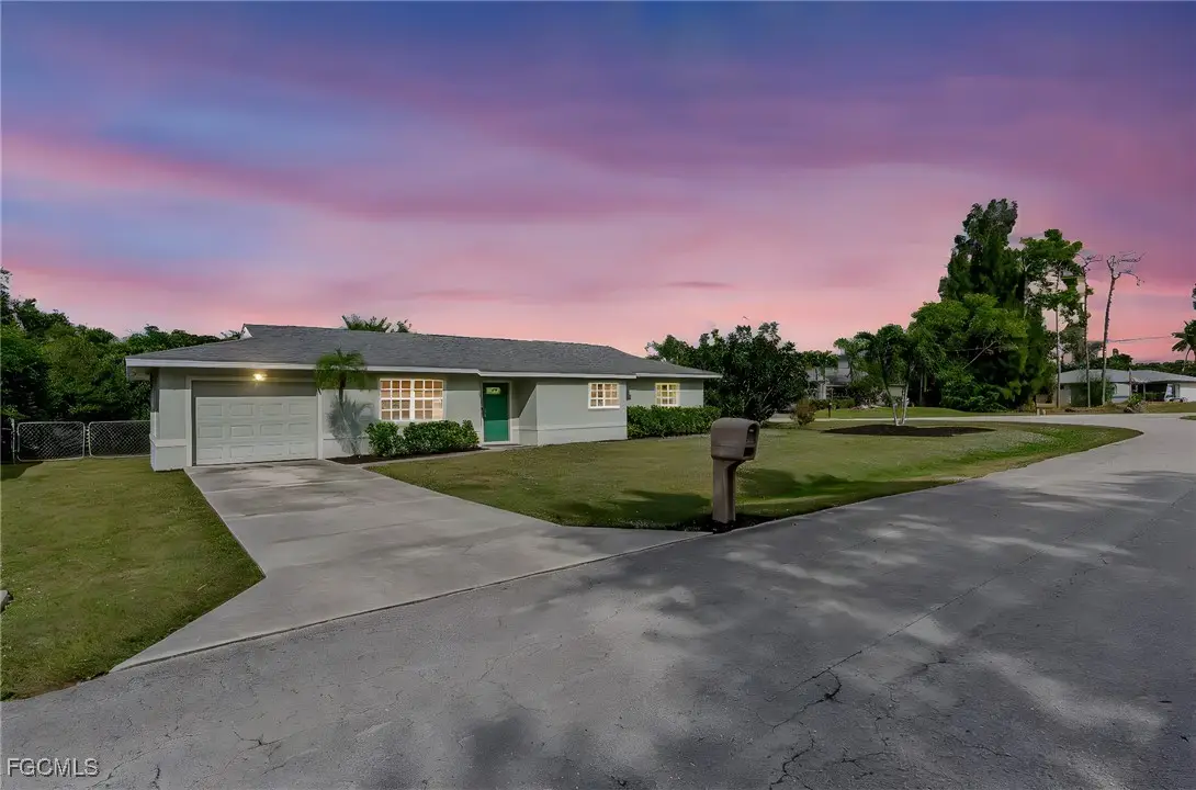 8017 Pelican Road, Fort Myers, FL 33967 - Image #1