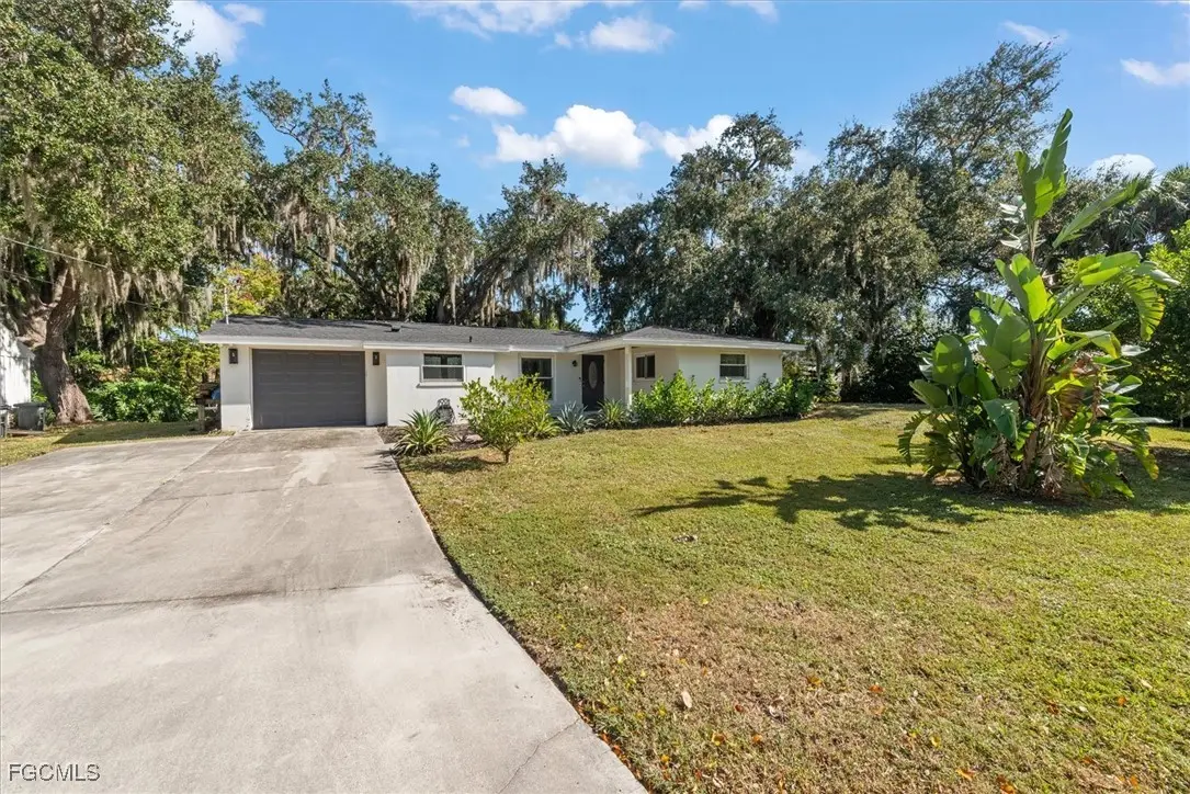 2466 N Westwood Drive, North Fort Myers, FL 33917 - Image #1