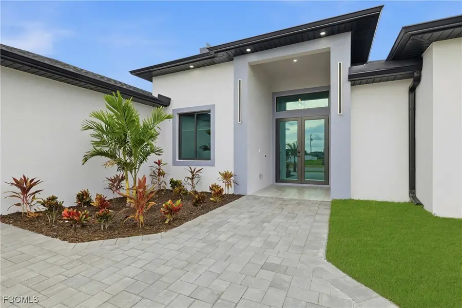 429 Tropicana Parkway E, Cape Coral, FL 33909 - Image #2