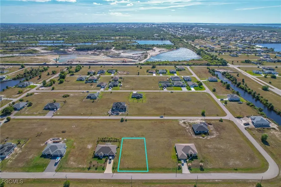 3910 NW 39th Street, Cape Coral, FL 33993 - #2