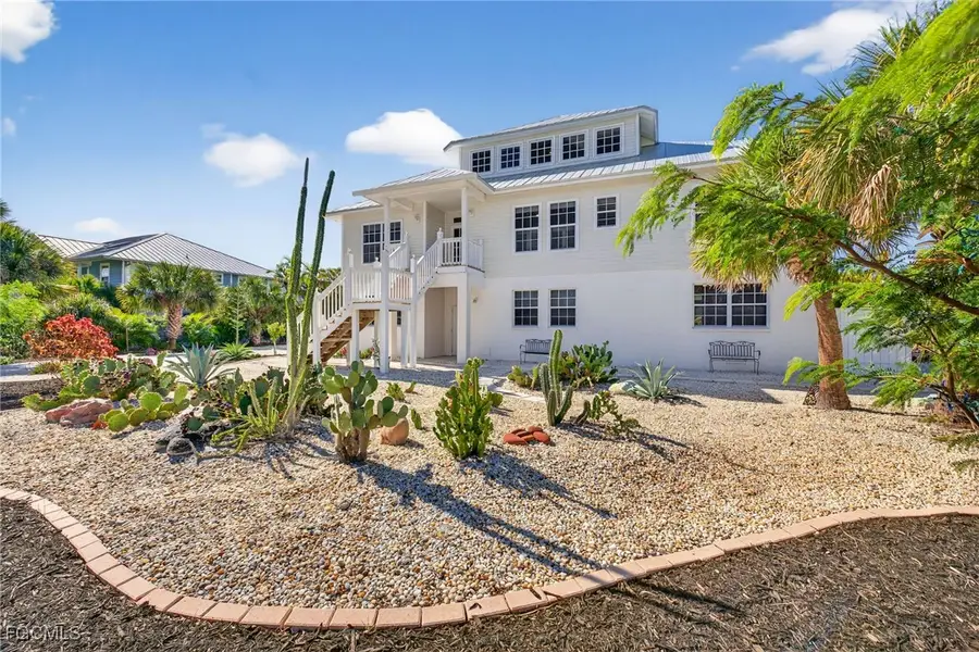 517 Lake Murex Circle, Sanibel, FL 33957 - Image #2