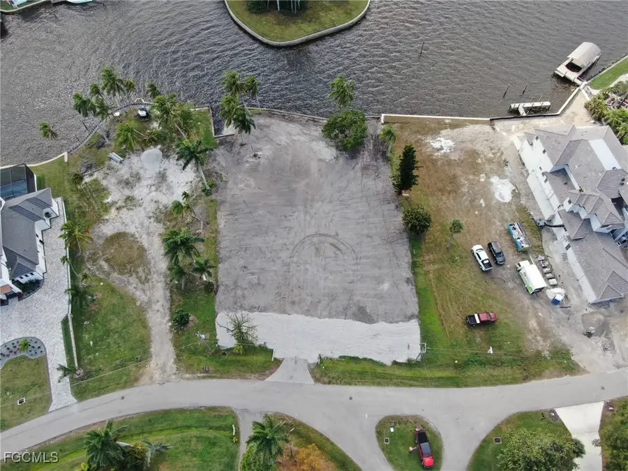 6932 Old Whiskey Creek Drive, Fort Myers, FL 33919 - #2