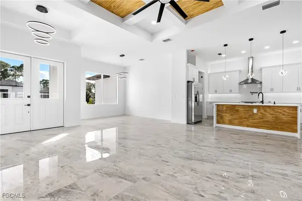 5230 3rd Street W, Lehigh Acres, FL 33971