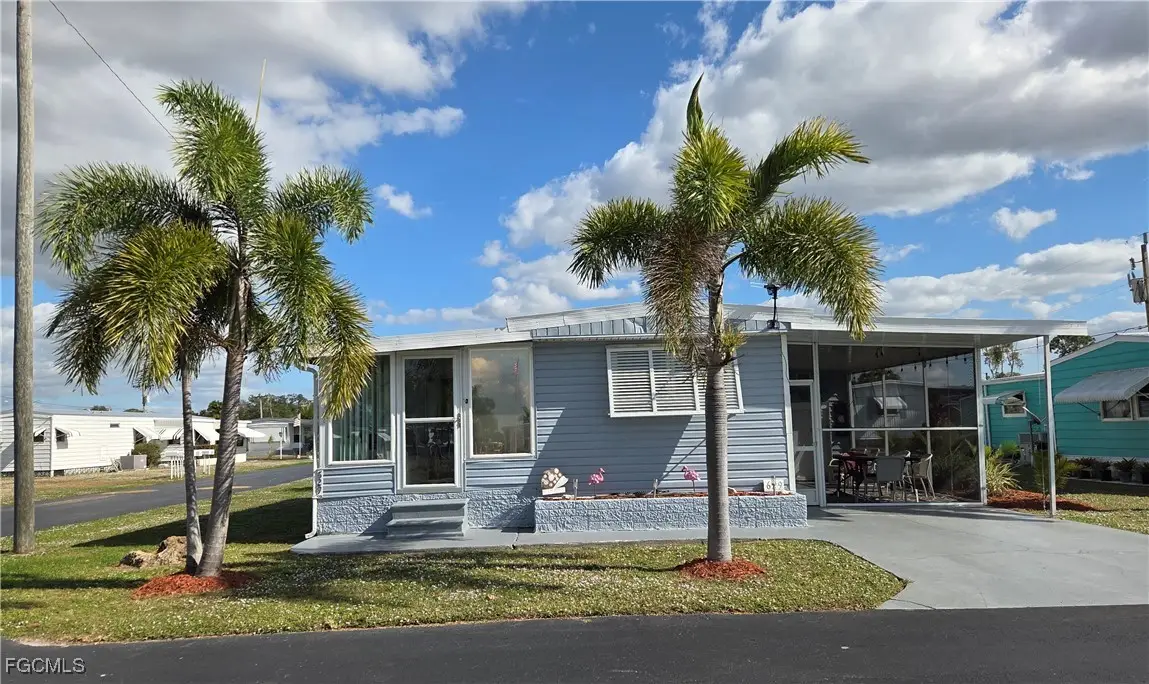 629 Vista Drive, North Fort Myers, FL 33917 - Image #1