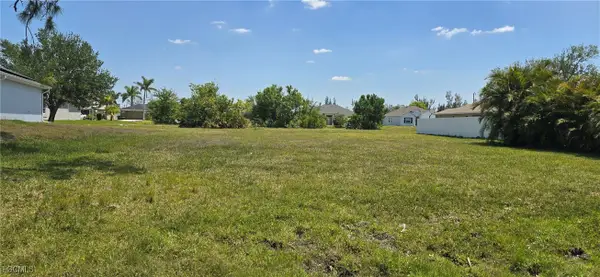 1153 NW 28th Avenue, Cape Coral, FL 33993