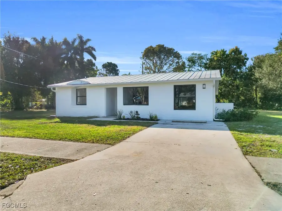 356 New York Drive, Fort Myers, FL 33905 - #2