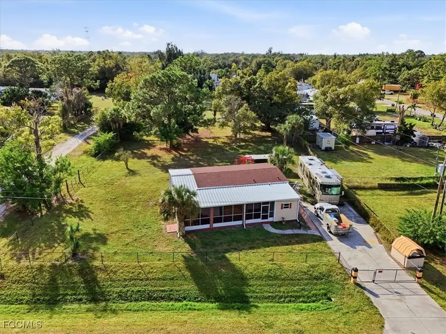 2425 Case Lane, North Fort Myers, FL 33917 - Image #3