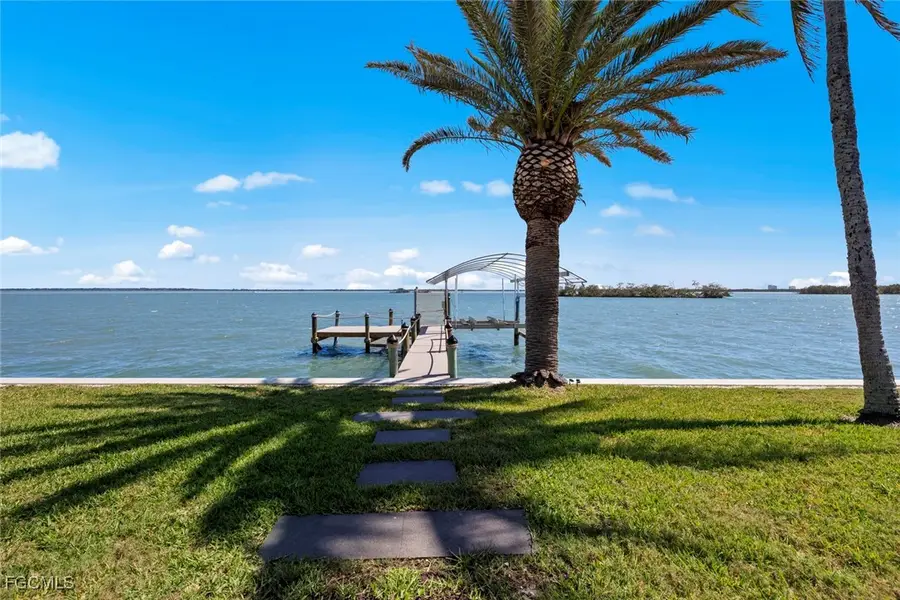 7 Bayview Boulevard, Fort Myers Beach, FL 33931 - #3