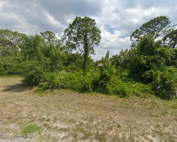 5006 N Dogwood Circle, Labelle, FL 33935