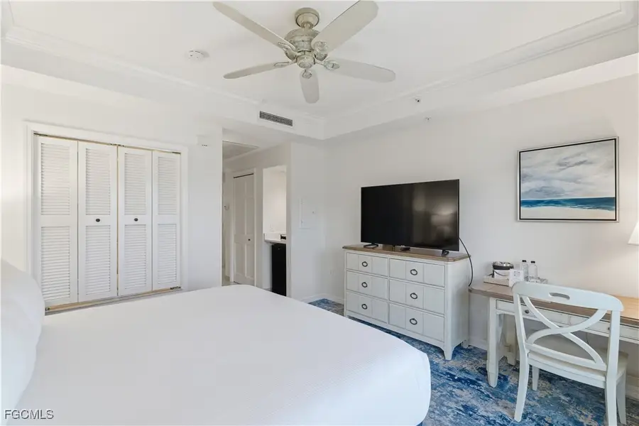 221 9th Street S #403, Naples, FL 34102 - Image #3