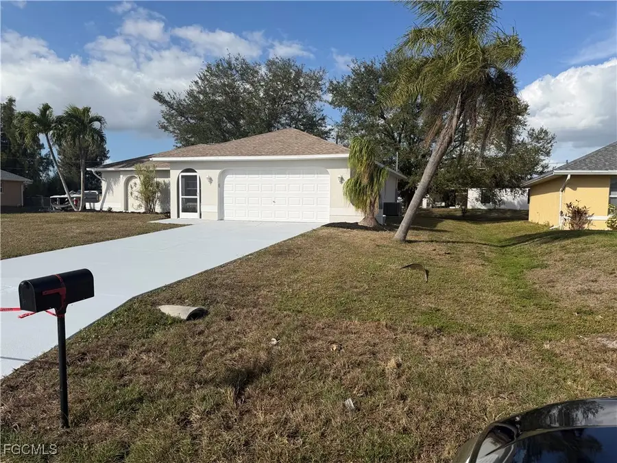 907 NE 17th Terrace, Cape Coral, FL 33909 - Image #2