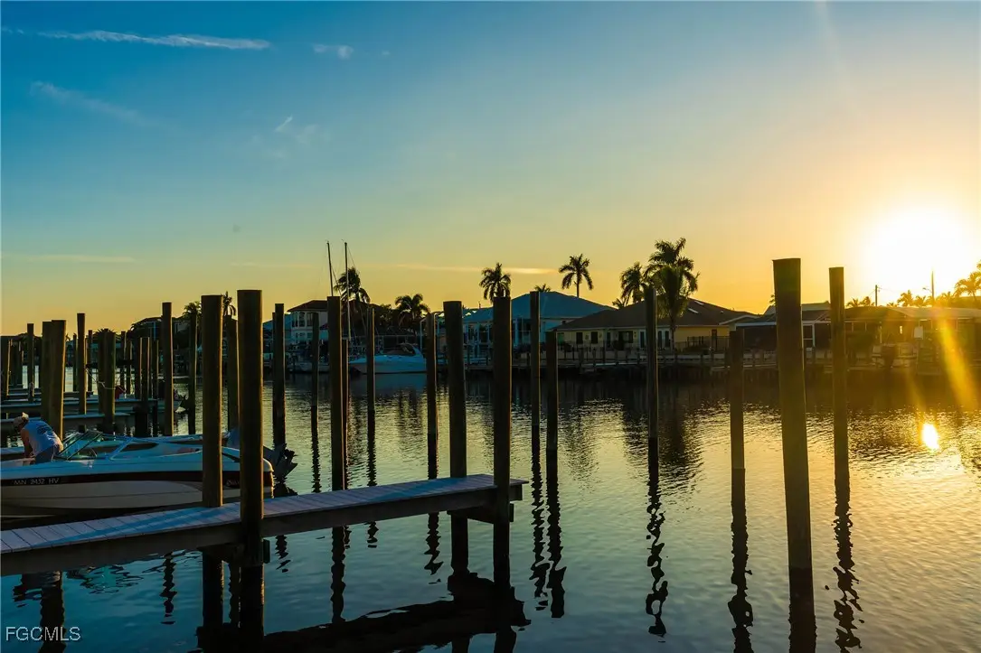 18010 San Carlos Boulevard #31, Fort Myers Beach, FL 33931 - Image #1