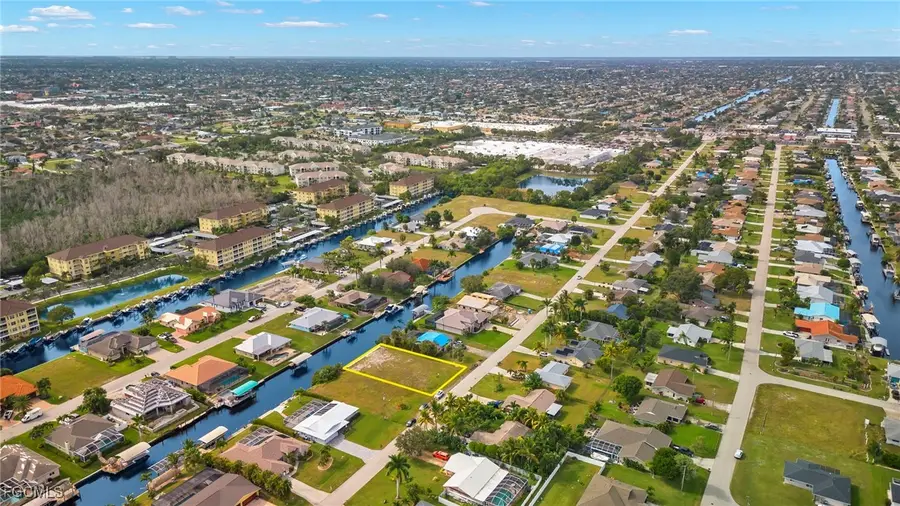 1936 Coral Point Drive, Cape Coral, FL 33990 - Image #3