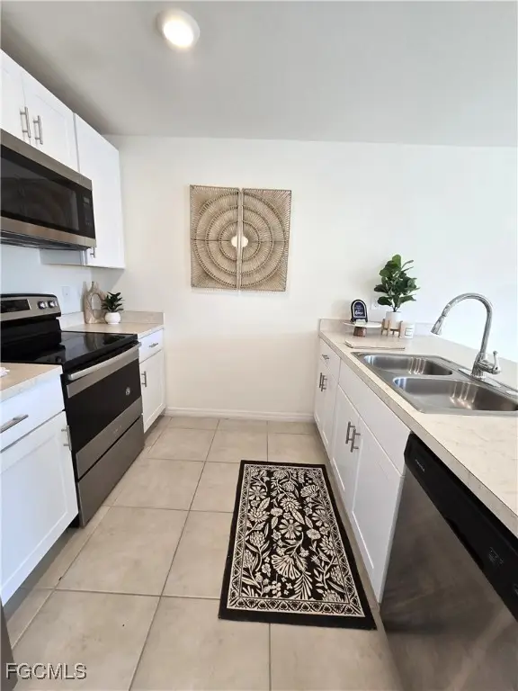 1814 NE 40th Lane, Cape Coral, FL 33909 - Image #2