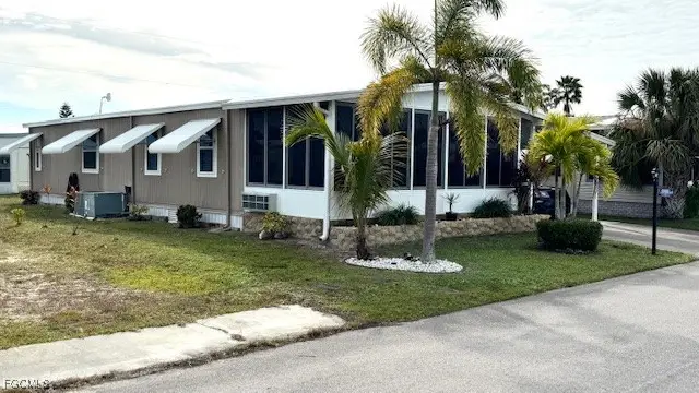 5520 Colonial Road, North Fort Myers, FL 33917 - Image #1
