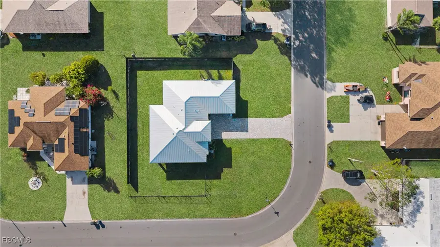 24 Crestwood Circle S, Lehigh Acres, FL 33936 - Image #2