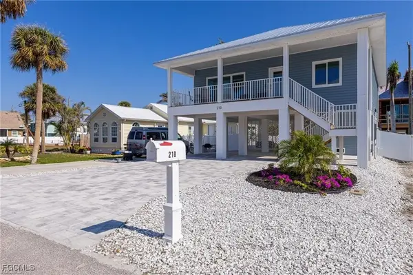 210 Pearl Street, Fort Myers Beach, FL 33931