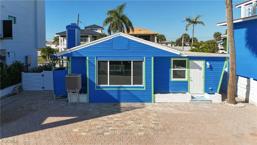453 Palermo Circle, Fort Myers Beach, FL 33931 - Image #2