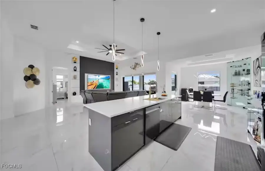 523 NW 16th Place, Cape Coral, FL 33993 - Image #2