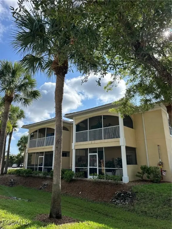 12505 Mcgregor Boulevard #204B, Fort Myers, FL 33919 - Image #1