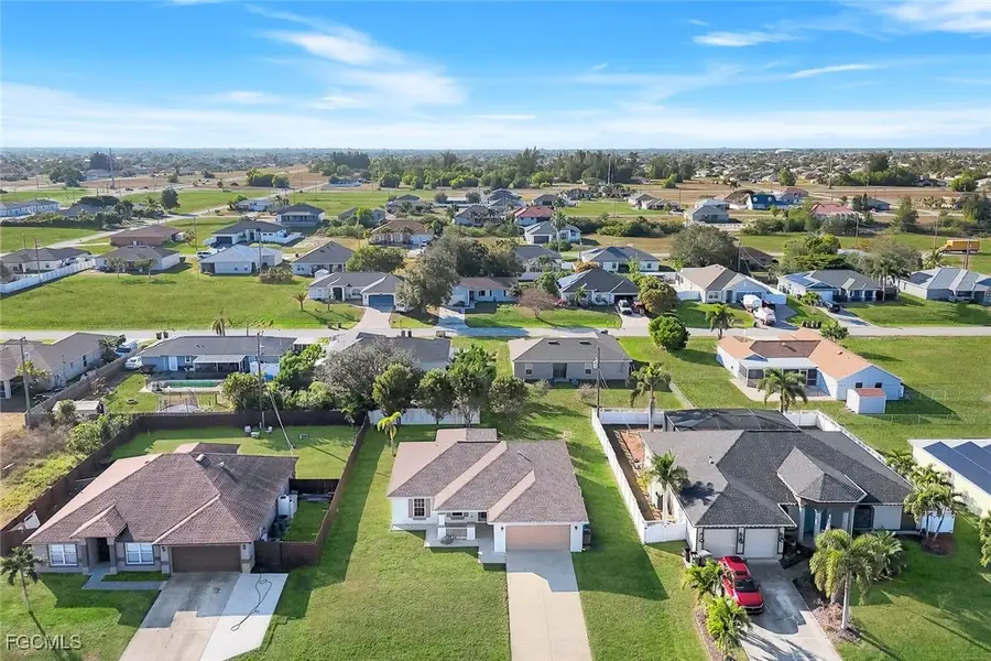 1706 NE 2nd Place, Cape Coral, FL 33909 - Image #2